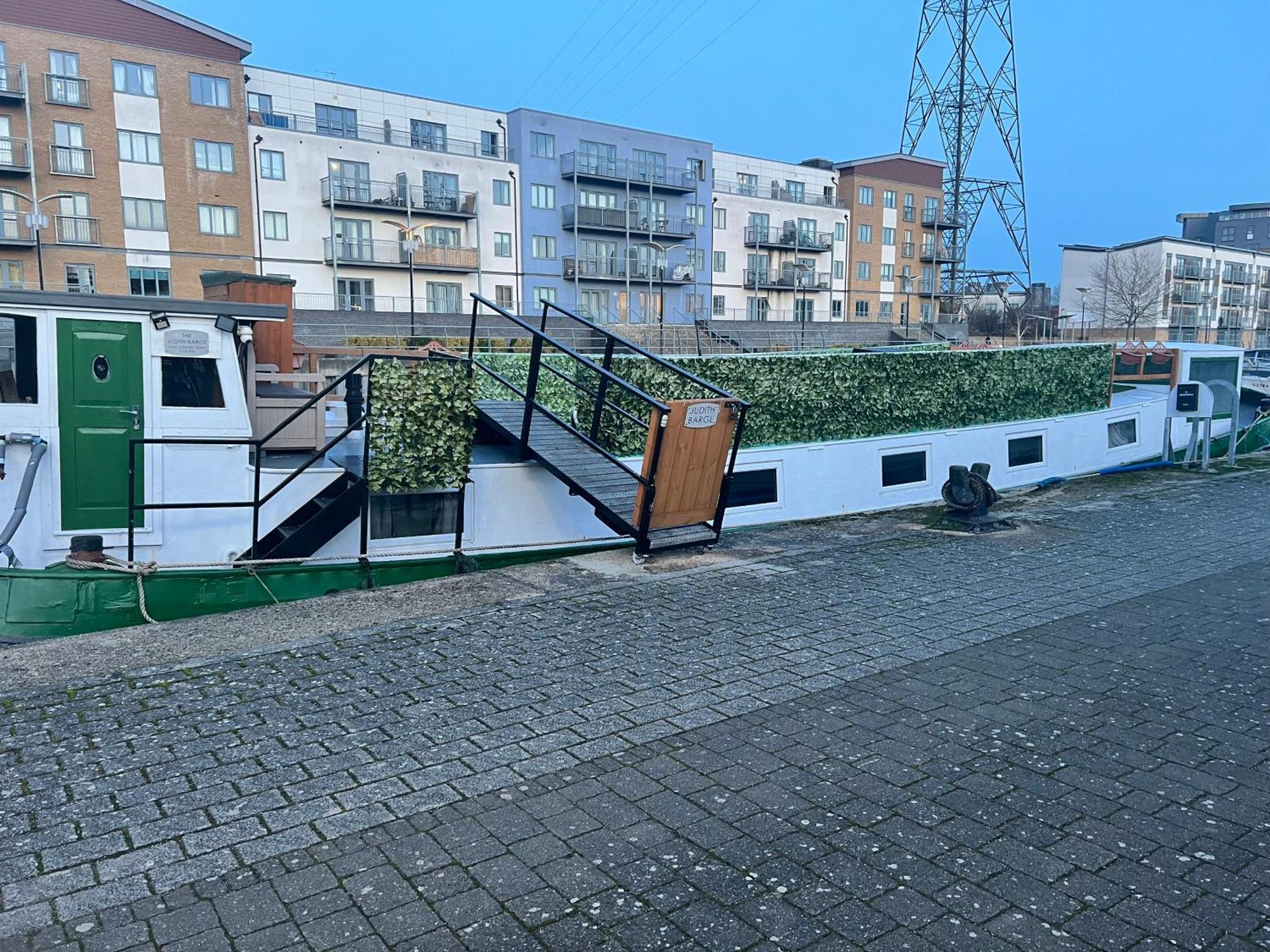 Judith Barge Colchester Exterior foto